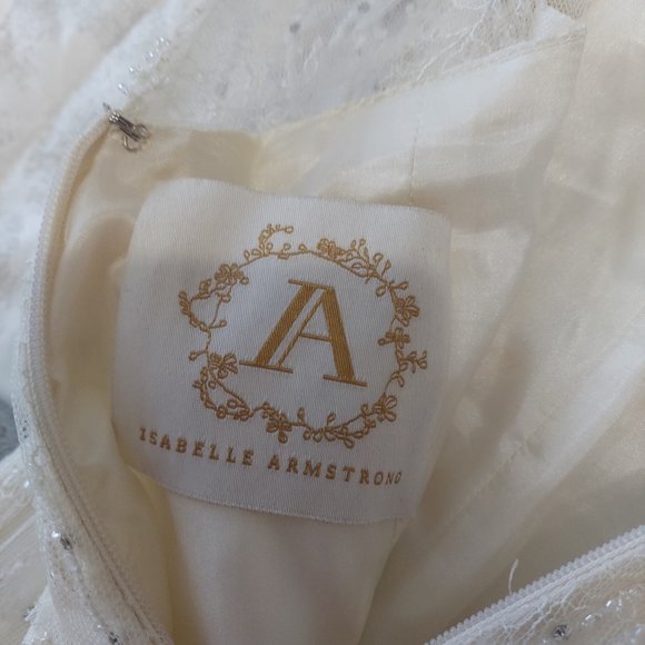 Isabelle Armstrong "Katherine" Wedding Gown - Picture 9 of 10